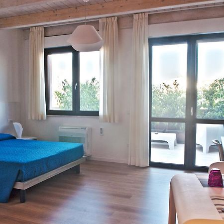 Four Rooms Guesthouse Oristano Exterior photo