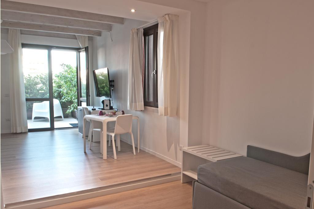 Four Rooms Guesthouse Oristano Exterior photo